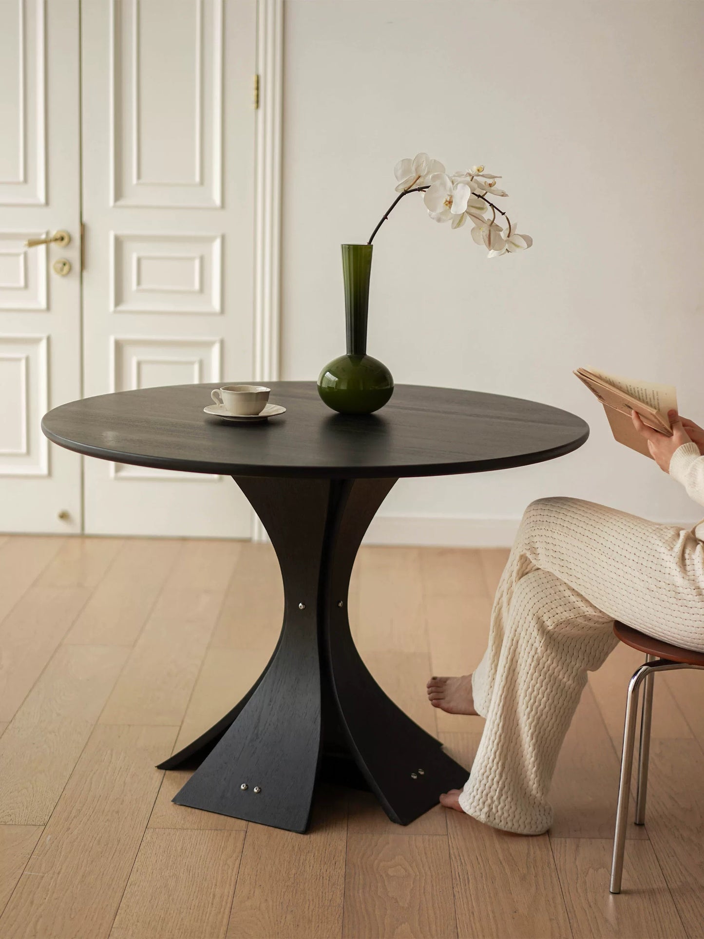 Celeste Table