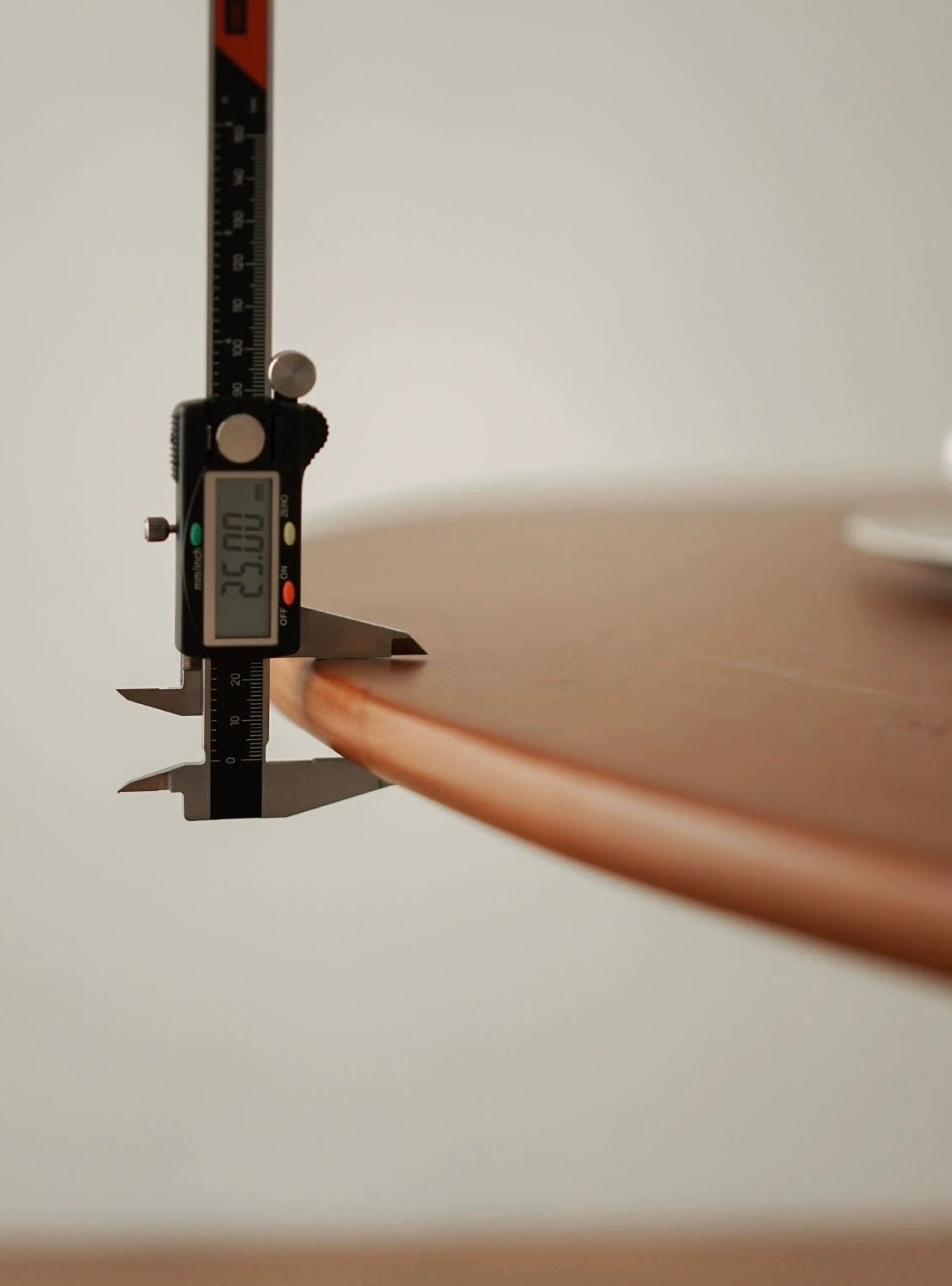 Celeste Table