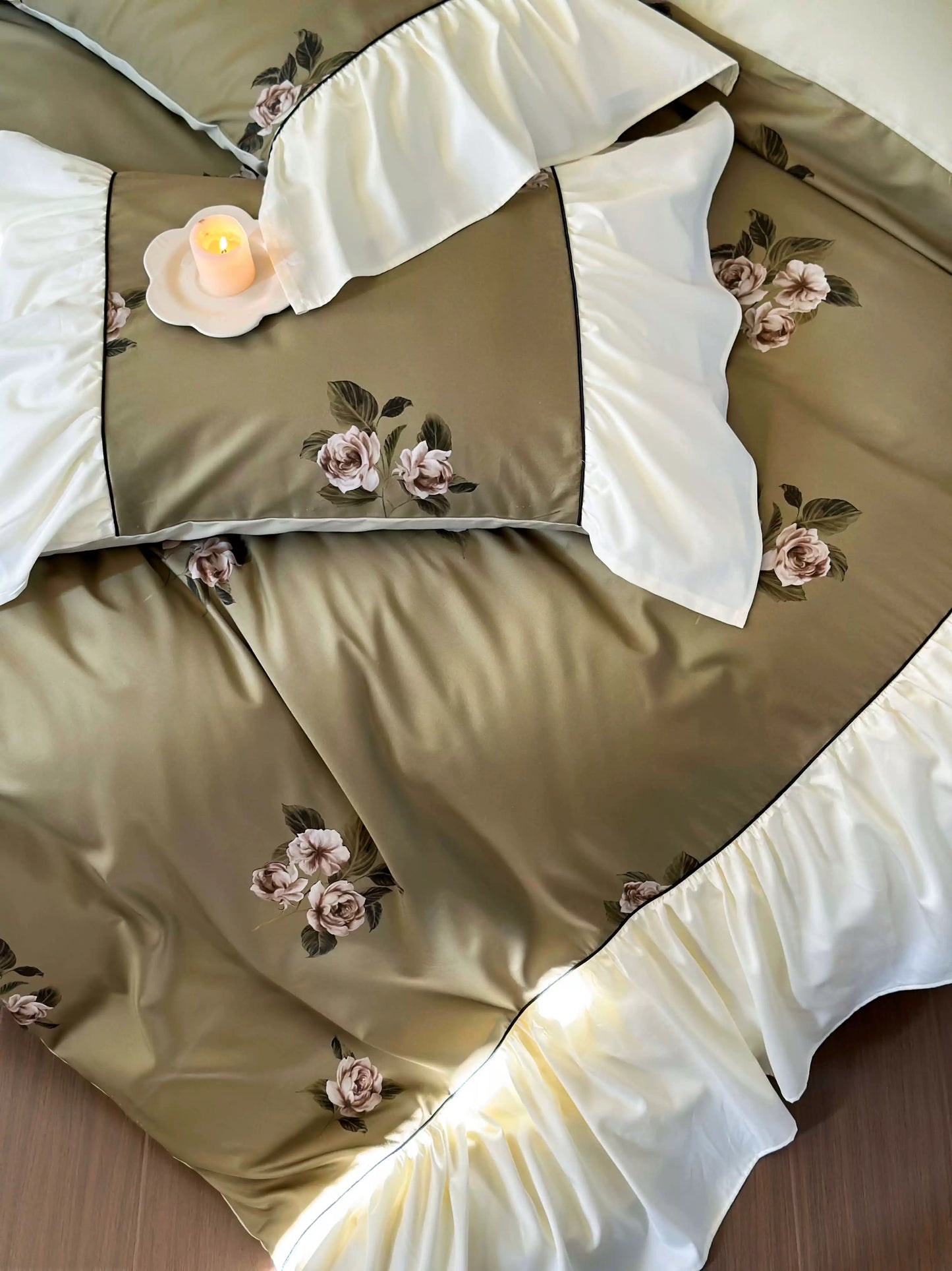 Tululla Bedsheet Set