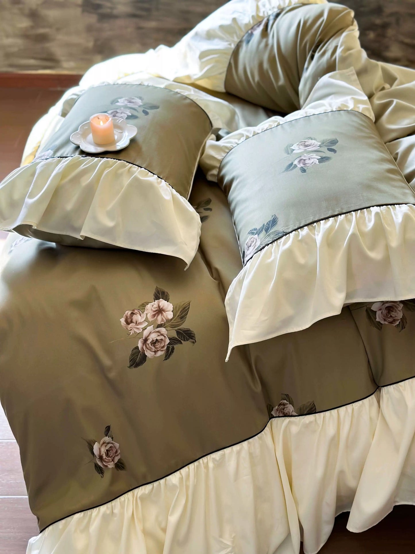 Tululla Bedsheet Set